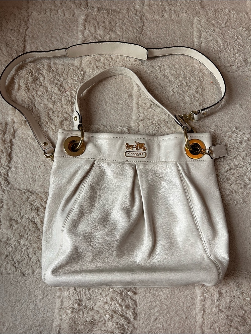 Vintage Coach Madison White Leather Shoulder Hobo Bag with Gold Hardware